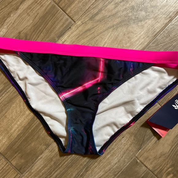 Reebok bikini bottom - Picture 11 of 12